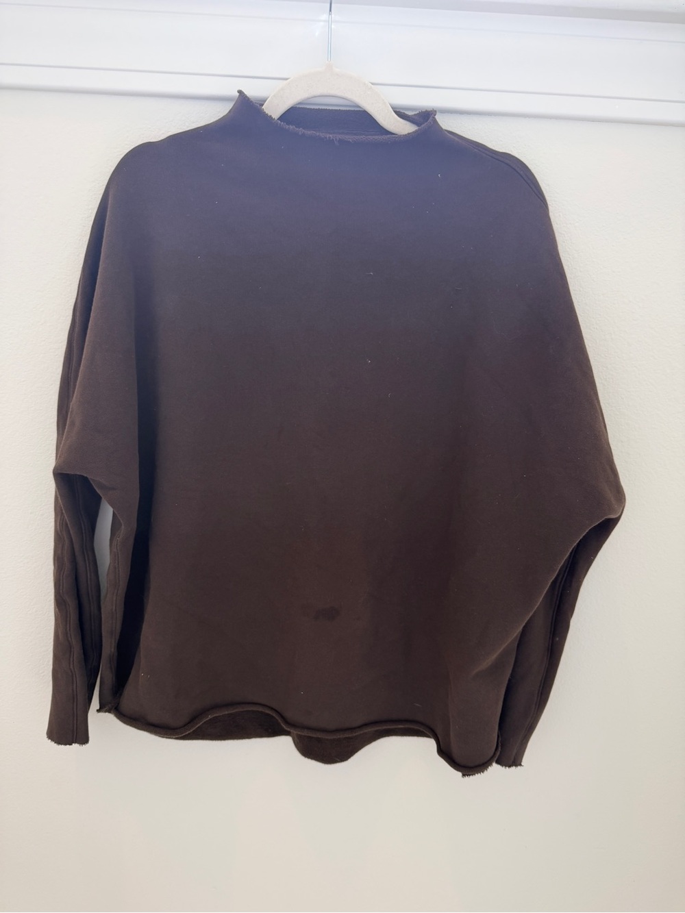 Frank & Eileen Women's Brown Crewneck Sweatshirt